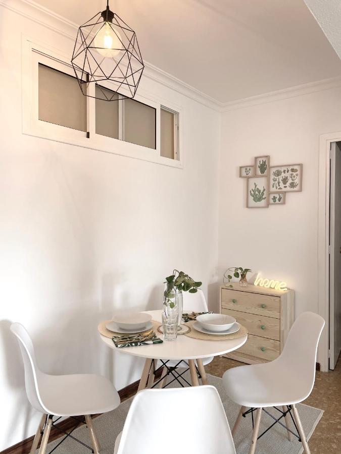 Selva La Bella. En El Corazon De Triana Apartment Sevilla Exterior foto